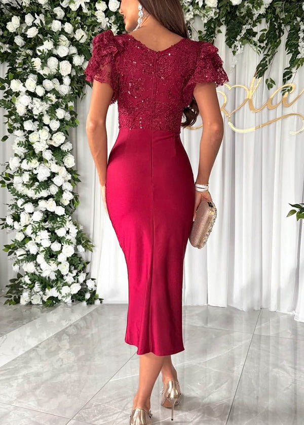 Robe tailleur à l'élégance intemporelle